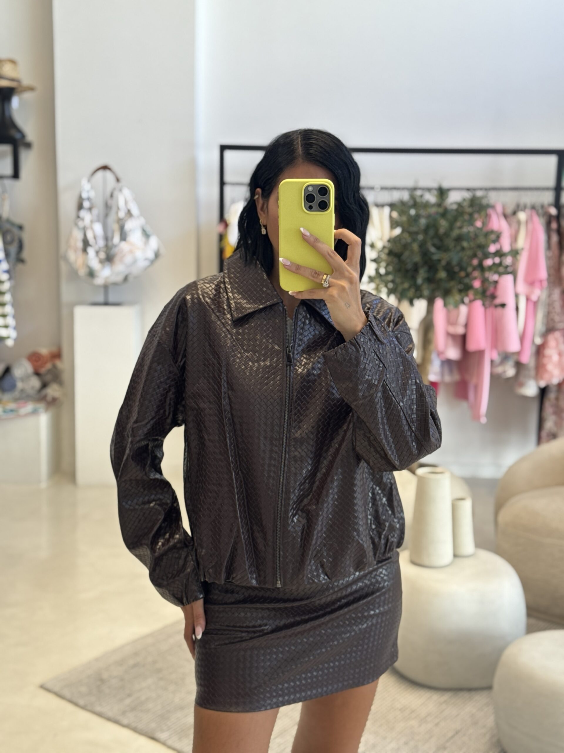 img_5981-2 SCARLET JACKET - Image 1