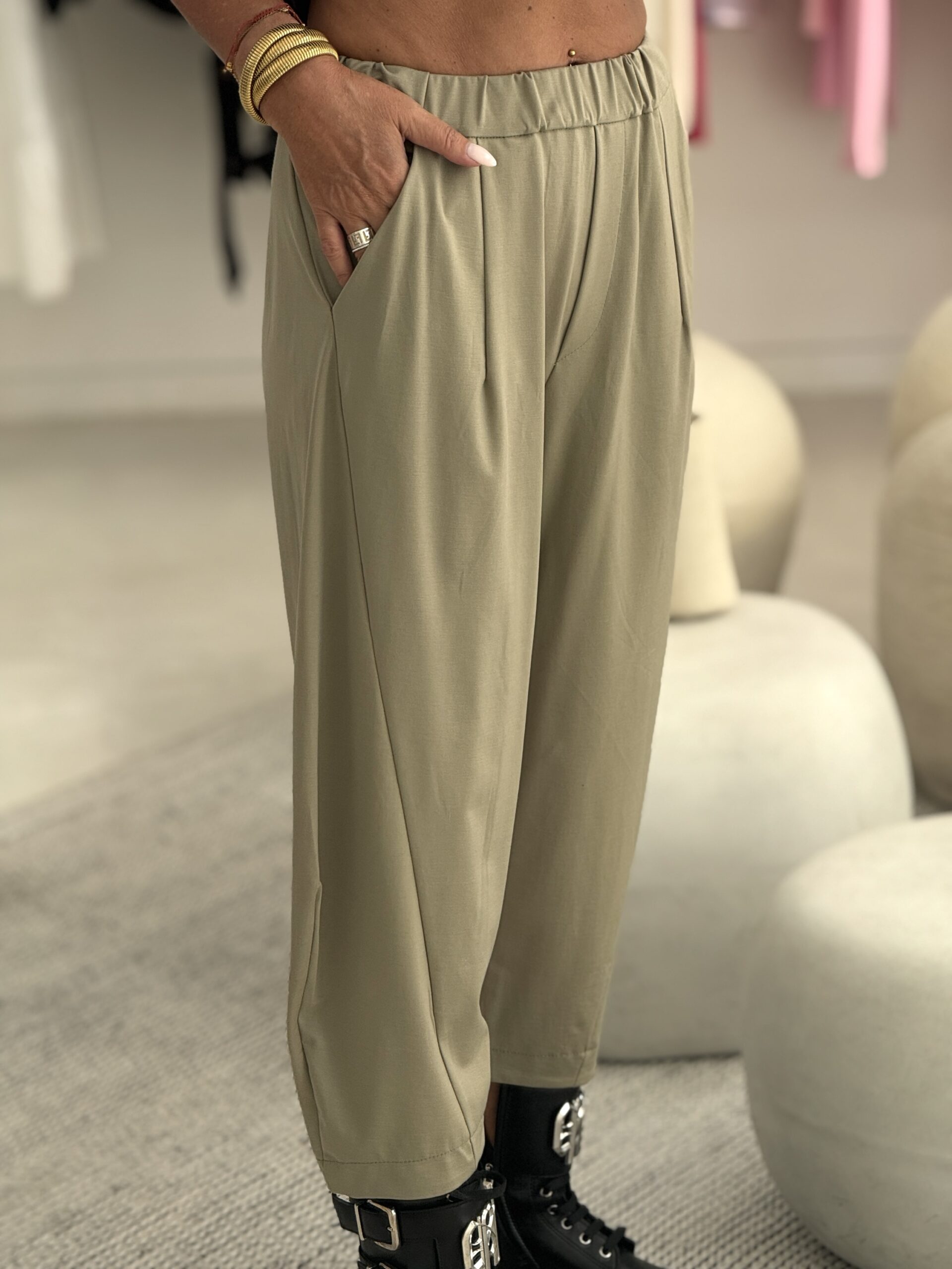 img_2657 EFFIE PANTS - Image 1