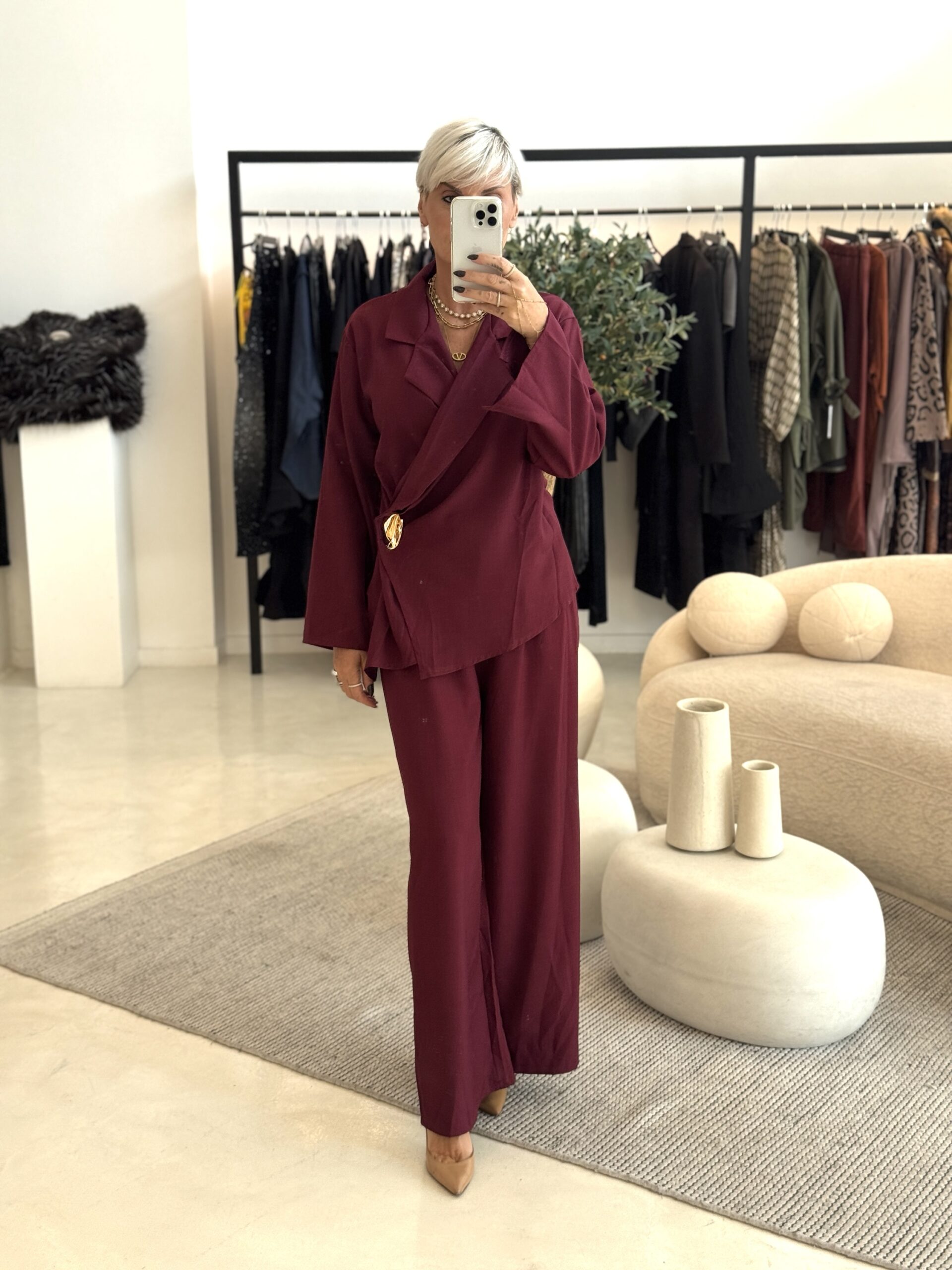 img_4993 ROXANNE SET - Image 1